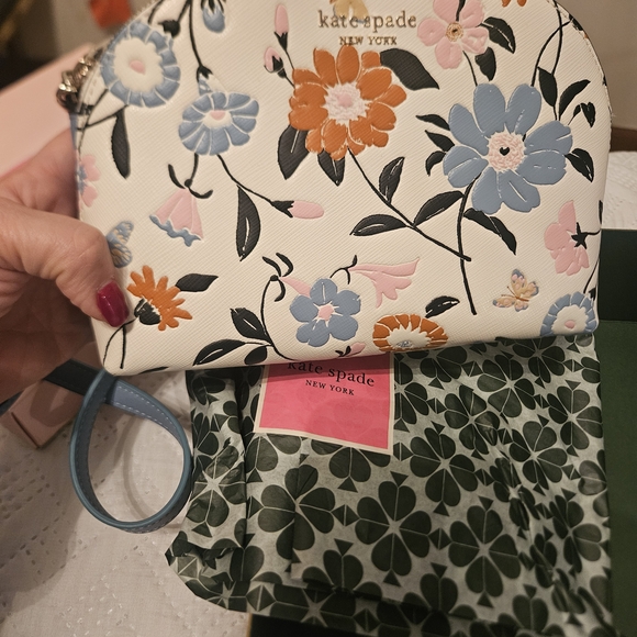 kate spade Handbags - Kate Spade Floral Wristlet